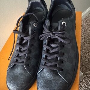 Louis Vuitton Men's Black and Navy Checkerboard Low-Top Sneakers